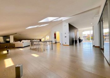 Salone - Attico Bologna (zona Marconi) - foto 11