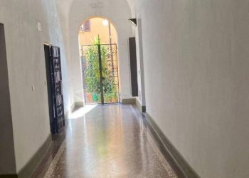 Interno palazzo - Appartamento via Begatto, Bologna (zona San Vitale) - foto 3