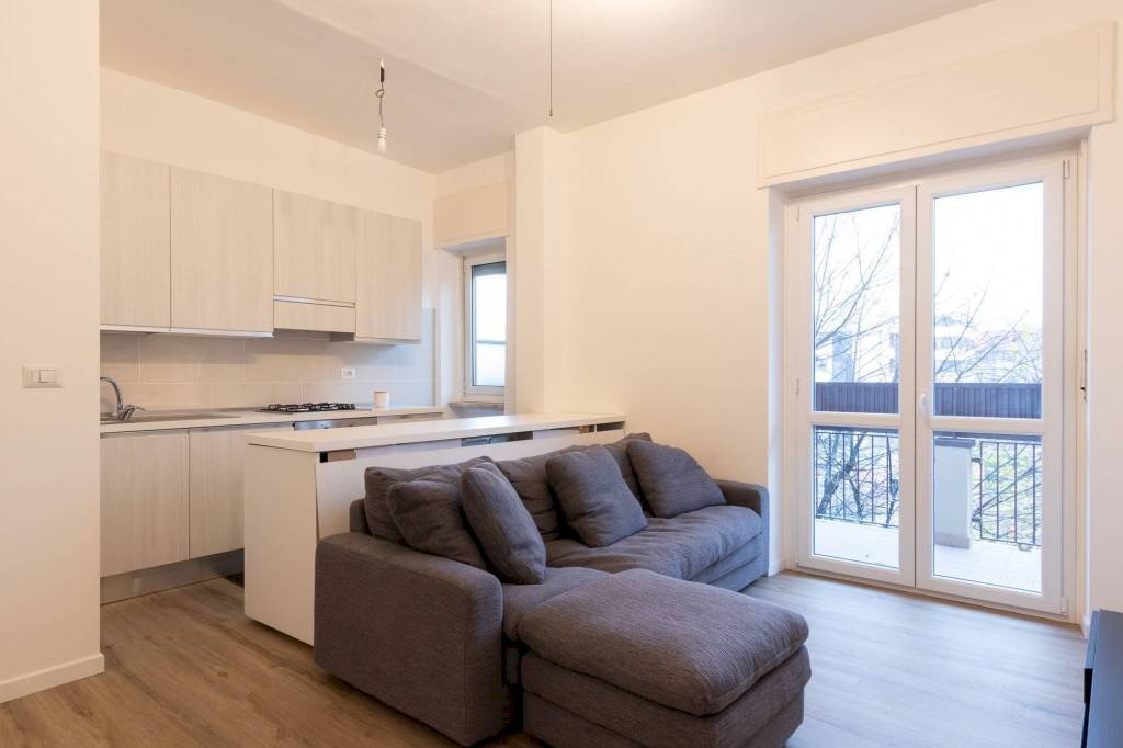 Cucina - Trilocale via Pasquale Fornari, 16, Milano - foto 1