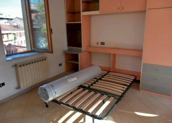 Camera da letto - One-room apartment Ivrea - photo 1