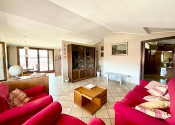Salone - Appartamento via Anna Frank, Busca - foto 1