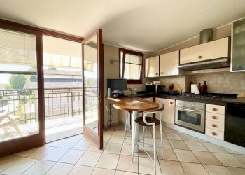 Cucina - Appartamento via Anna Frank, Busca - foto 17