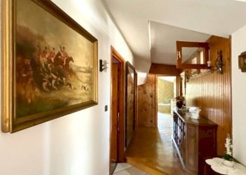 Corridoio - Appartamento via Anna Frank, Busca - foto 18