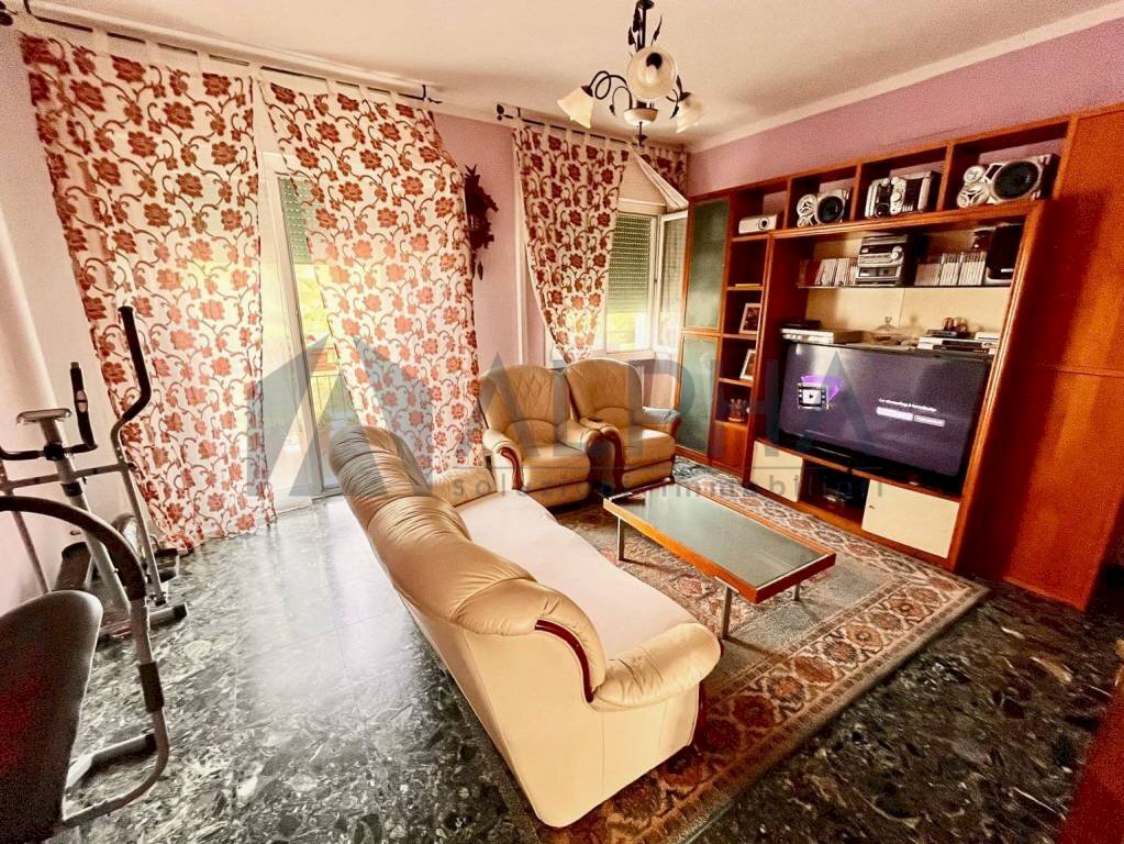 Salone - Appartamento via Arbe, Ravenna - foto 1