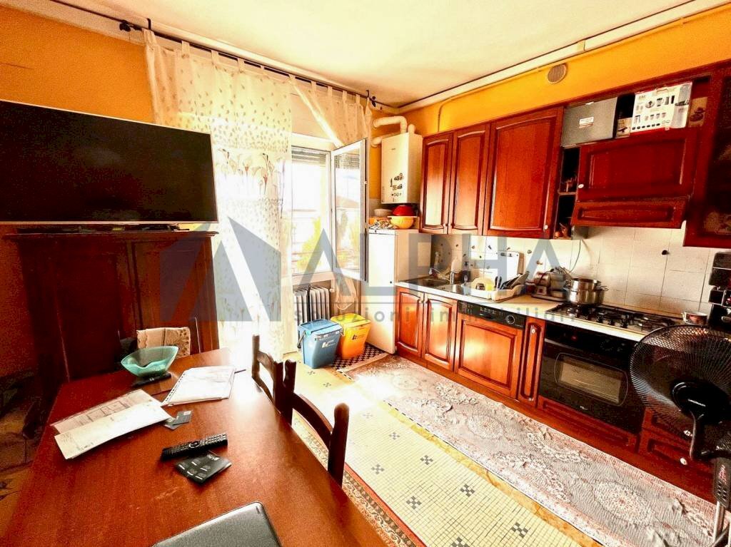Cucina - Appartamento via Arbe, Ravenna - foto 2