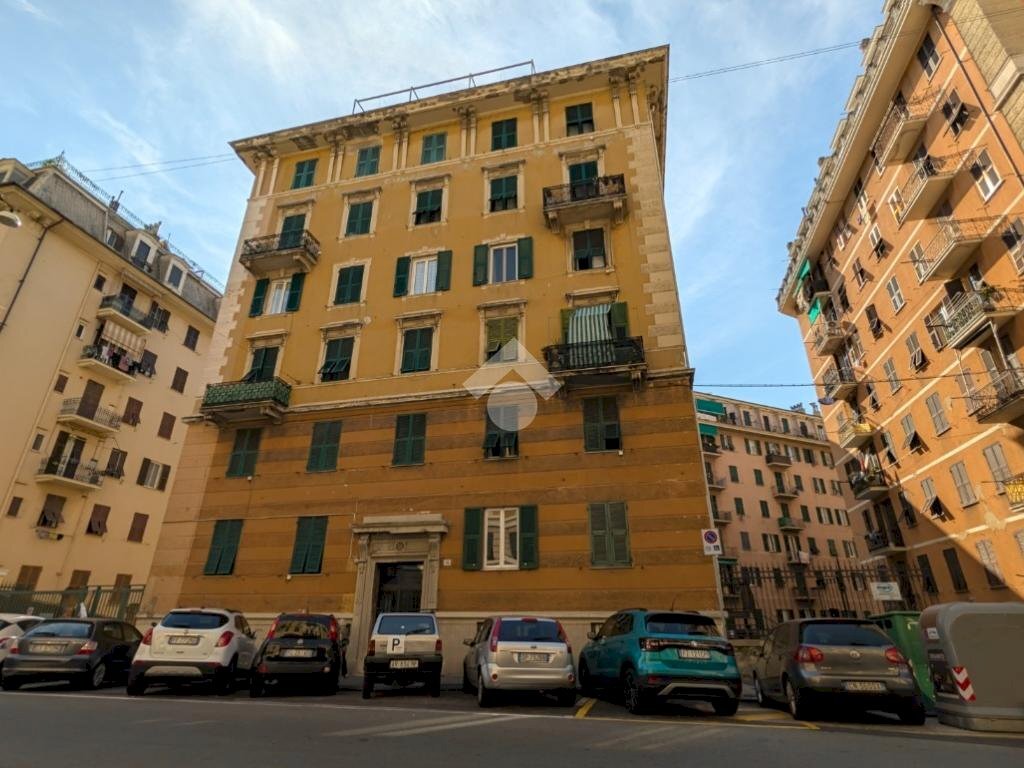 Quadrilocale Via Monticelli, Genova (zona Marassi) - foto 1