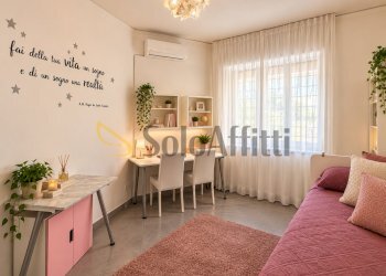 Camera da letto 2 - Quadrilocale Piazza Francesco Muzii, Napoli (zona Arenella) - foto 11