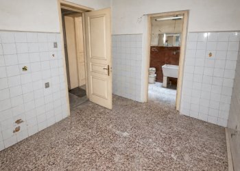 05 - Cucina - Appartamento Via Bari 134, Paternò - foto 5