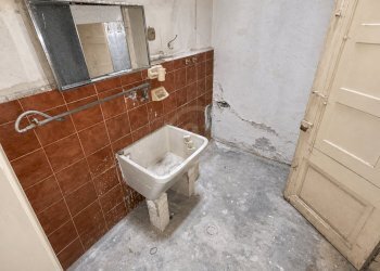 14 - Pozzo luce - lavanderia - Appartamento Via Bari 134, Paternò - foto 14