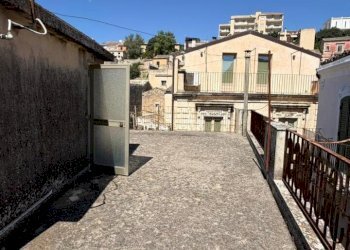 WhatsApp Image 2026-09-04 at 12.39.33 (2) - Porzione di casa Via Scala, Modica - foto 5