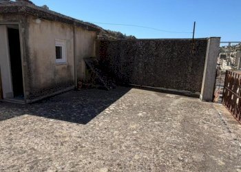 WhatsApp Image 2026-09-04 at 12.39.34 (1) - Porzione di casa Via Scala, Modica - foto 9