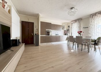 BICAMERE BISERVIZI CON GARAGE DOPPIO VICENZA EST ( - Appartamento Via Bortolo Eugenio Fina 97, Vicenza - foto 1
