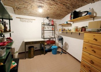 Cantina - Porzione di casa Via Rosaguta, Avegno - foto 11
