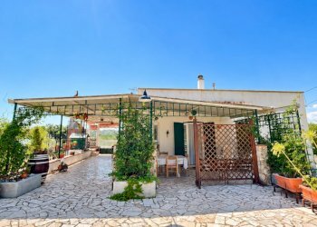 prospetto esterno 2 - Villa Contrada Gorgofreddo, Monopoli - foto 1