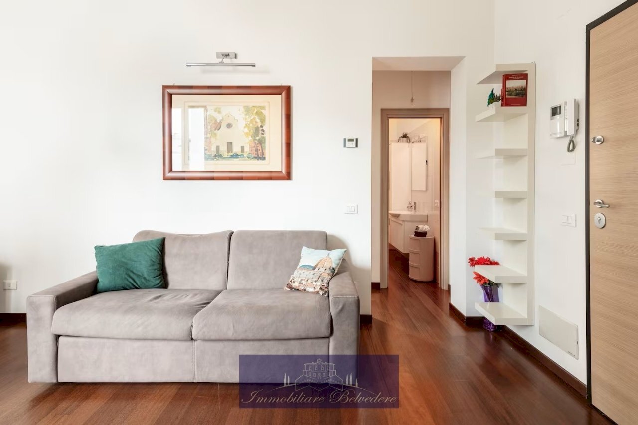 Foto PAM 3 - Bilocale Via Antonio Squarcialupi, Firenze (zona Santa Maria Novella) - foto 2