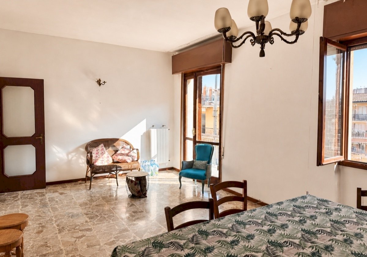 sala - Appartamento Via Grandi 11, Sarezzo - foto 2