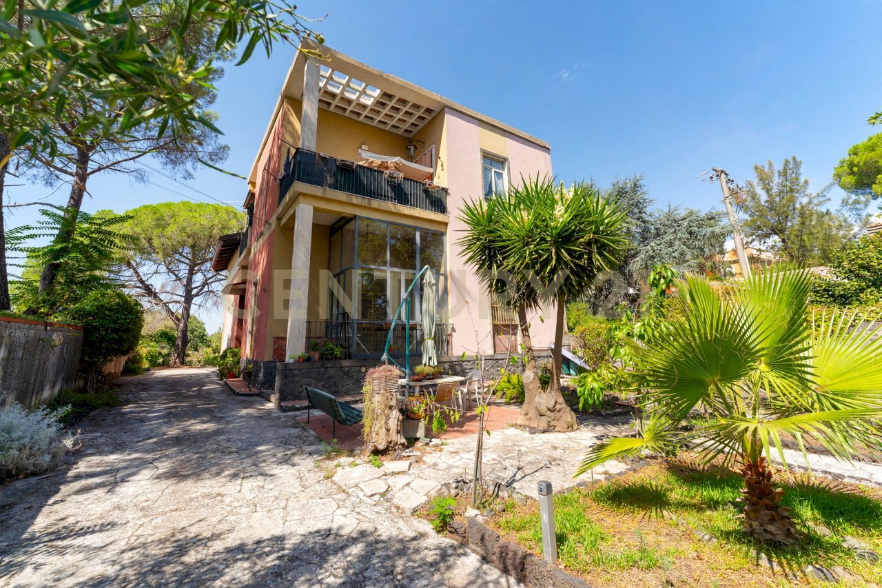 Via per Viagrande 33 (4) - Villa Via per Viagrande 33, San Giovanni la Punta - foto 1