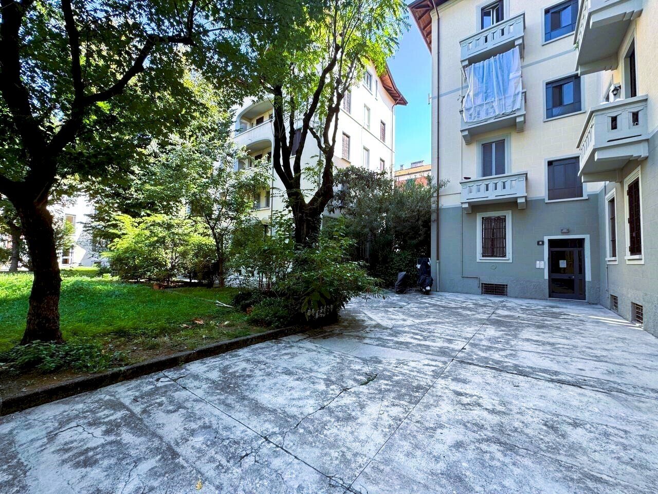 Corte interna - One-room apartment Via Giovanni Pascoli 4, Milano (neighborhood Città Studi) - photo 2