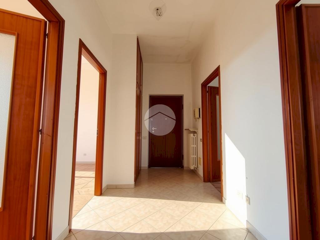 Four-room apartment Via Cuneo, Fossano - photo 2