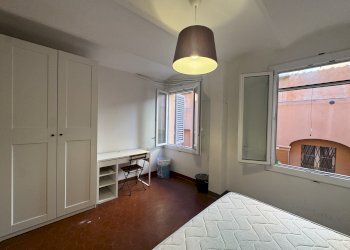 CAMERA DA LETTO - Trilocale VIA D'AZEGLIO, Bologna (zona Centro Storico) - foto 11