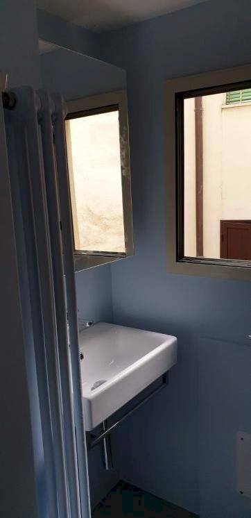 Monolocale Via San Vitale, 77, Bologna (zona Centro Storico) - foto 1