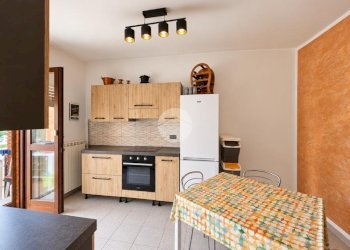 Three-room apartment Viale Europa, Caluso - photo 3