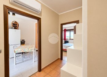 Three-room apartment Viale Europa, Caluso - photo 4