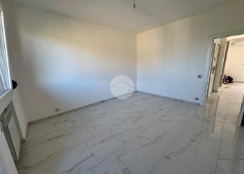 Three-room apartment Via Brandizzo, Volpiano - photo 13