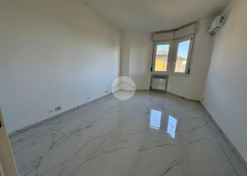 Three-room apartment Via Brandizzo, Volpiano - photo 14