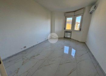 Three-room apartment Via Brandizzo, Volpiano - photo 15