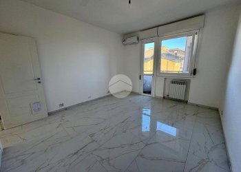 Three-room apartment Via Brandizzo, Volpiano - photo 16