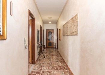 Three-room apartment Via San Vito, Nole - photo 8