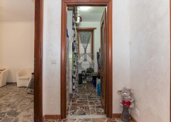 Three-room apartment Via San Vito, Nole - photo 12