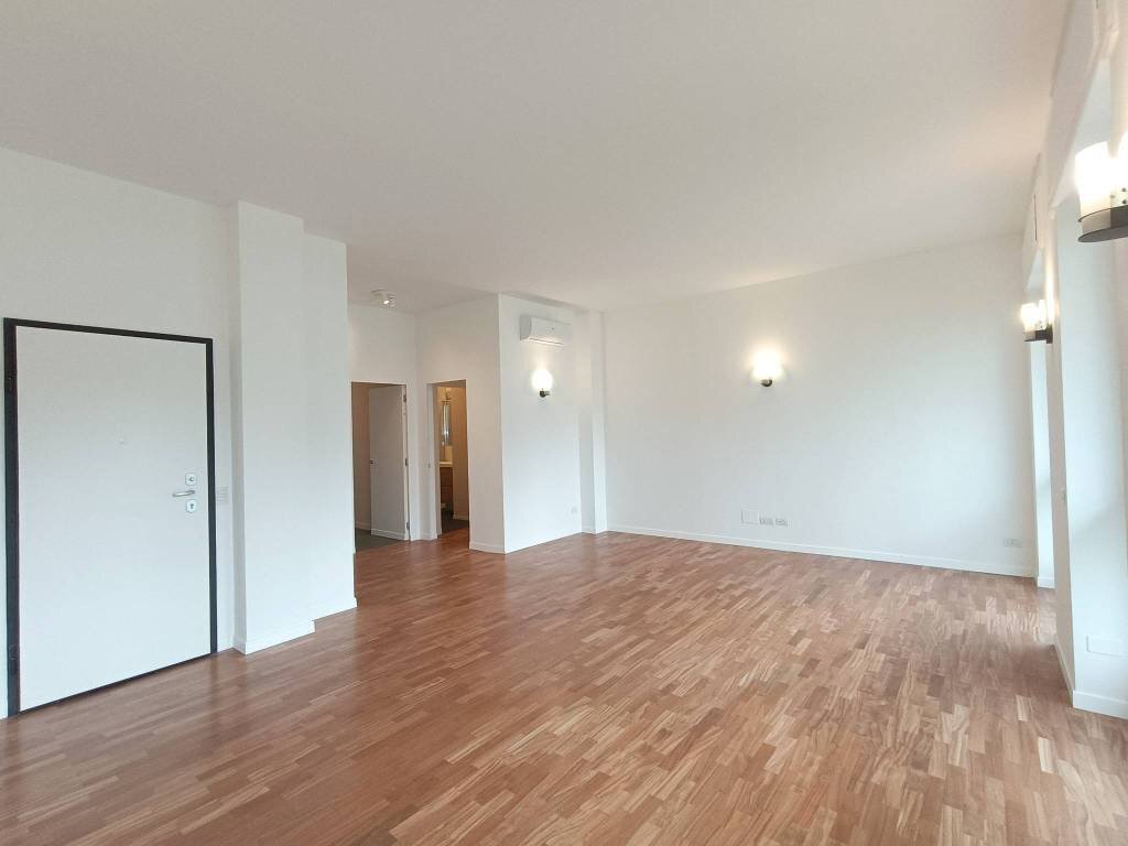 Three-room apartment Milano - photo 1
