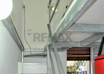 Scale - Semi-detached house via riesi
 
43, Acireale - photo 17