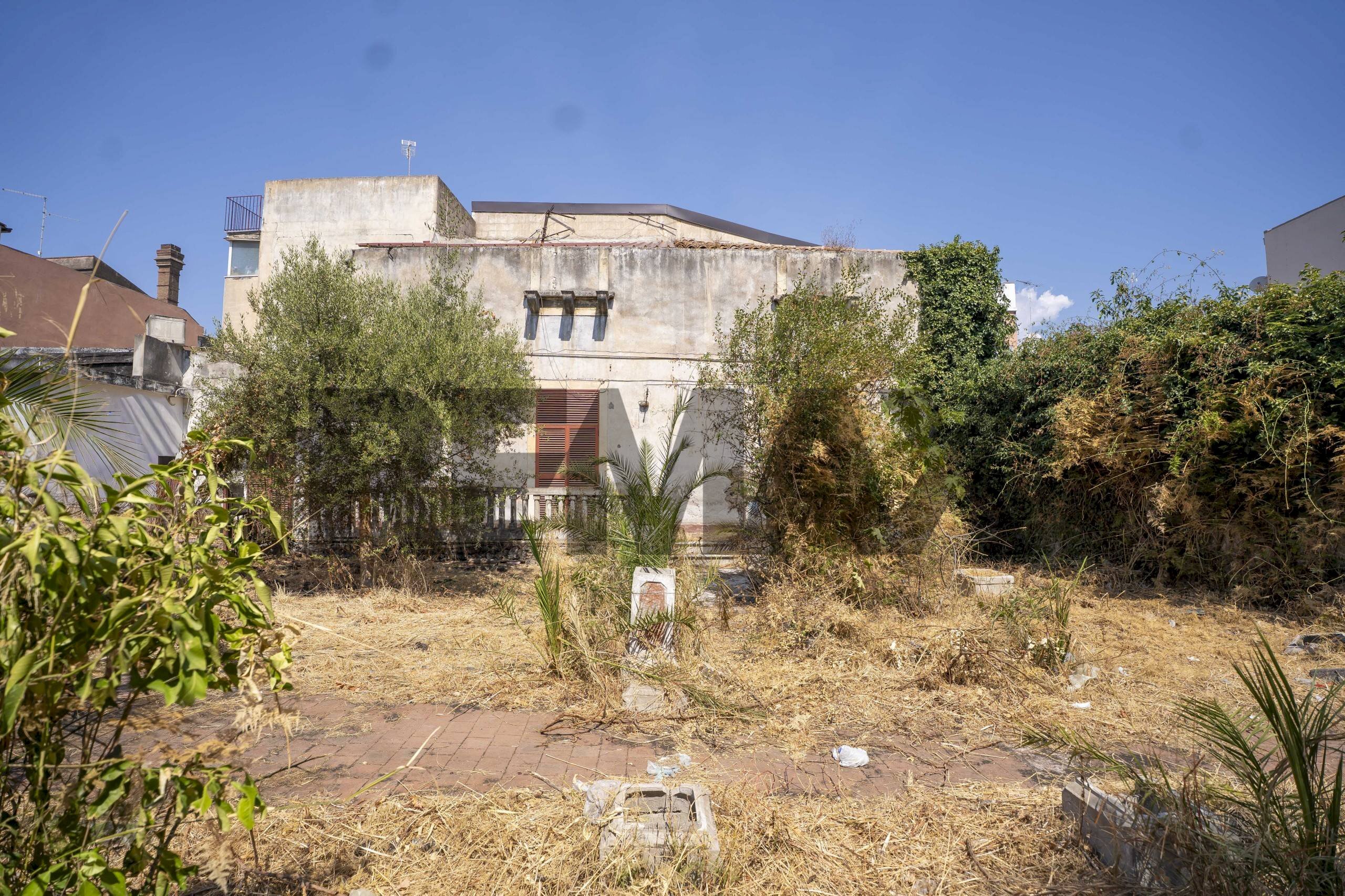 Casa all\'aperto - Villa Via Galati
47, Catania - foto 2