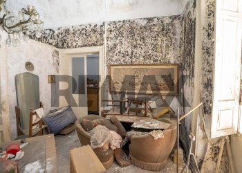 Sala da pranzo - Villa Via Galati
 
47, Catania - foto 24