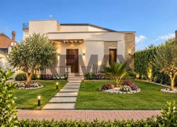 Casa all\'aperto - Villa Via Galati
 
47, Catania - foto 1