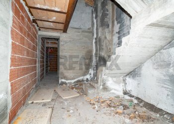 Stanza vuota - Villa Via Governatore
 
12, Viagrande - foto 13