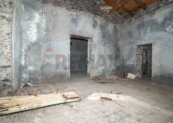 Stanza vuota - Villa Via Governatore
 
12, Viagrande - foto 33