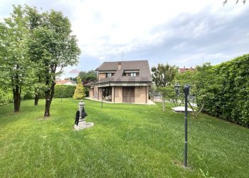 Casa all\'aperto - Villa Via Enrico Toti
 
350, Caronno Pertusella - foto 1