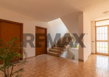 Scale - Four-room apartment via del carmine
 
8, Acquapendente - photo 4
