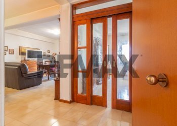 Hall / corridoio - Four-room apartment via del carmine
 
8, Acquapendente - photo 13