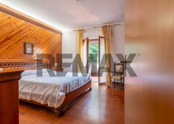 Camera / camera da letto - Four-room apartment via del carmine
 
8, Acquapendente - photo 39