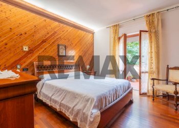 Camera / camera da letto - Four-room apartment via del carmine
 
8, Acquapendente - photo 40