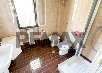 Bagno - Four-room apartment Via Marco Tulio Cicerone
12, Formia - photo 12