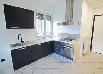 Cucina - Monolocale via lazzaretto, Bergamo - foto 5