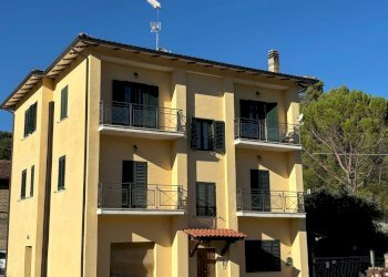 Foto 1 - Quadrilocale strada dei canali
 
4, Collazzone - foto 1