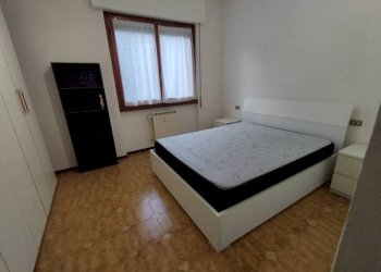Camera da letto - Two-room apartment via Luigi Capuana, 50, Rho - photo 16