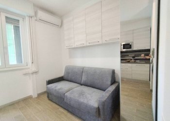 Salone - One-room apartment via Matteo Civitali, 25, Milano - photo 1